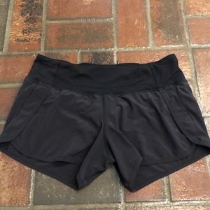 Black speed up lululemon shorts